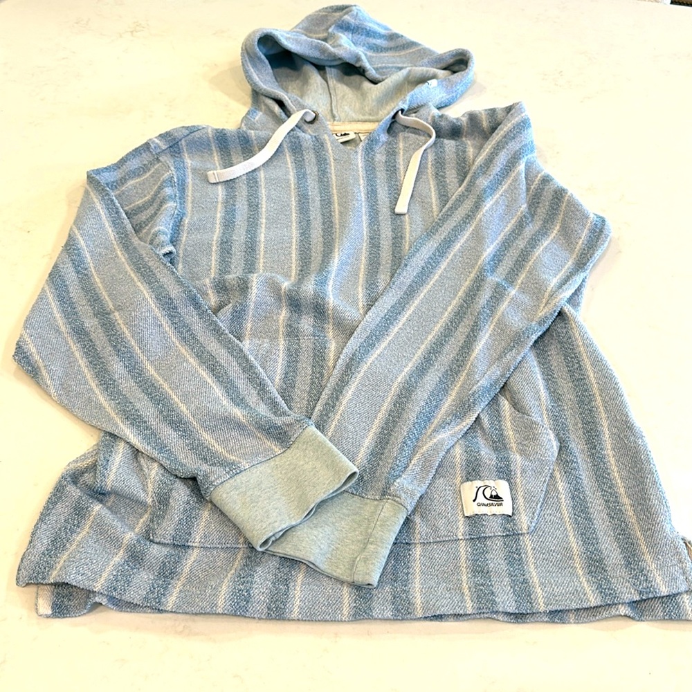 Quicksilver Surfer Hoodie. Size Small, powder and light blue.